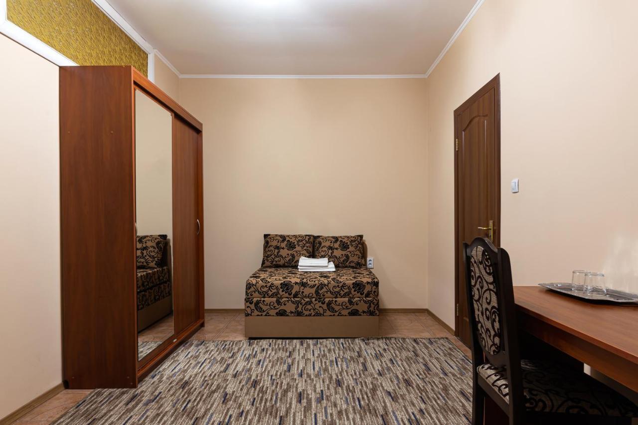 Panska Rovin Hotel Mohnate Exterior photo